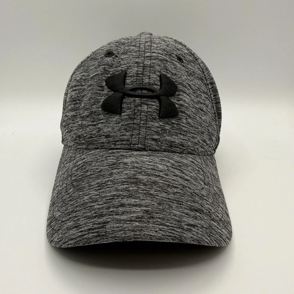 Under Armour Hat Cap Fitted Mens M/Large Gray Heathered Stretch‎ Baseball Sports
